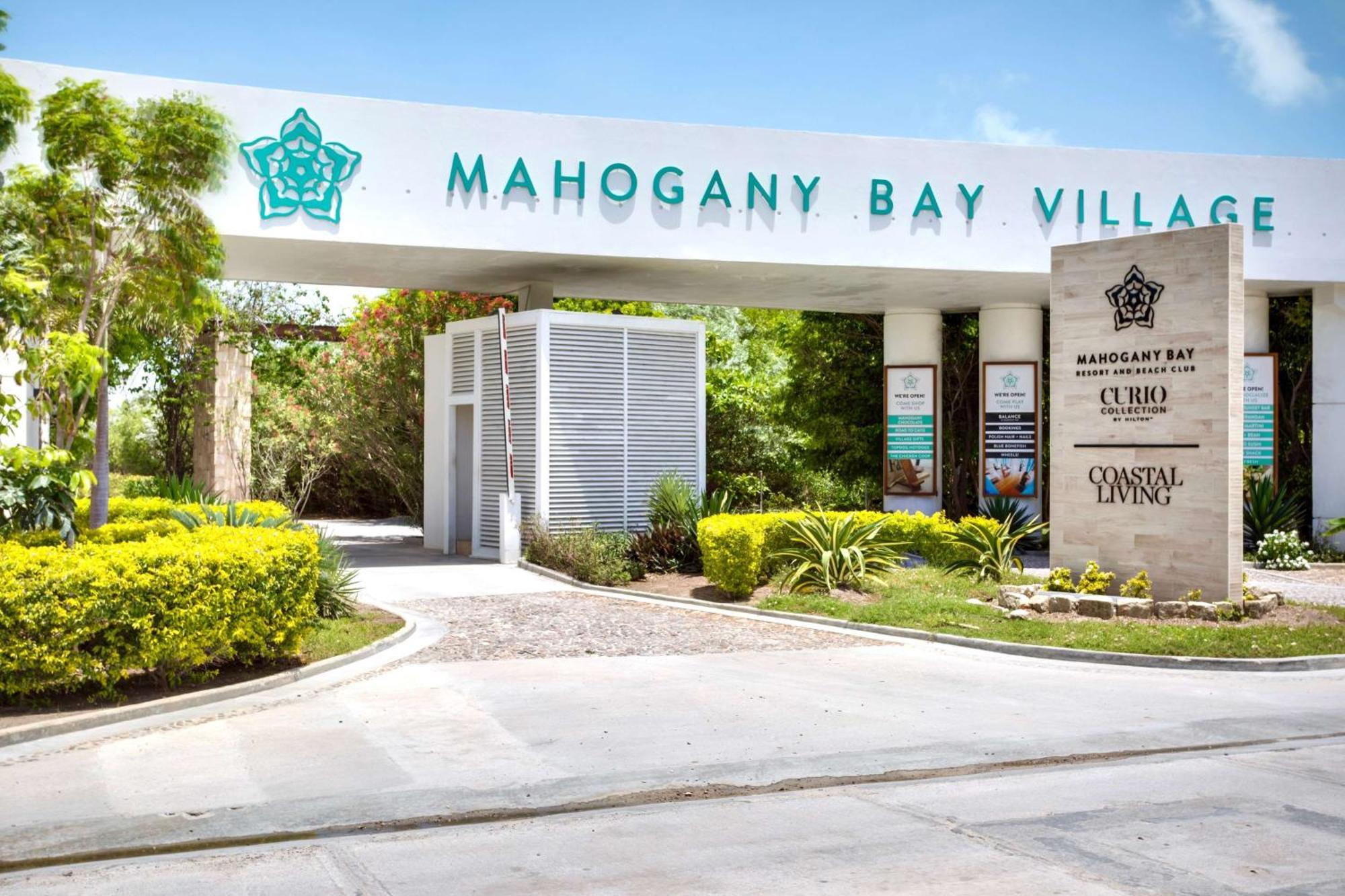 Mahogany Bay Resort And Beach Club, Curio Collection San Pedro  Exteriör bild